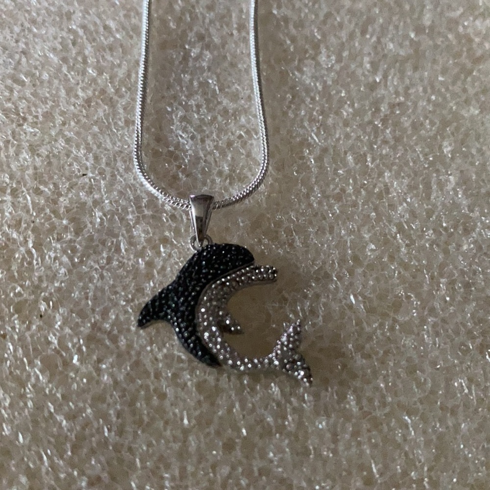 Vintage 924 JCM dolphin necklace - Picture 3 of 5